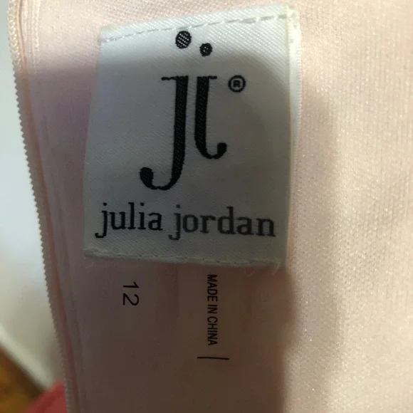 COPY - Julia Jordan Pale Pink / Coral Lace Dress - Picture 5 of 9